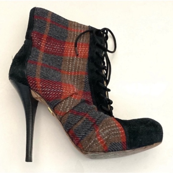 L.A.M.B. Blazon Plaid Lace Up Suede Bootie Heels 7.5 - Picture 3 of 9